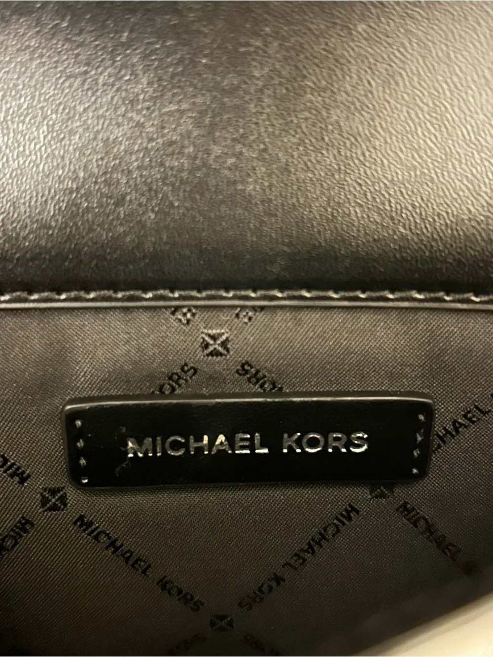 Michael Kors Black and Cream Signature Crossbody Wallet